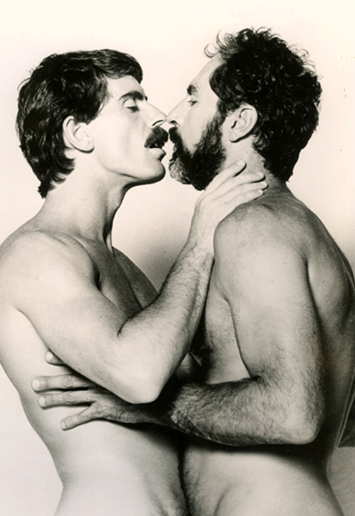 LA Tool And Die, Scene One